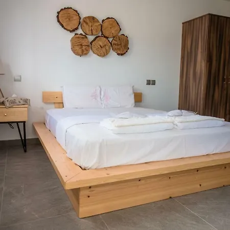 Panmari Apartment *